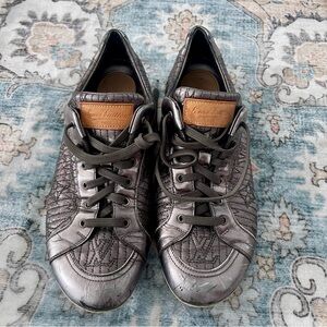 Louis Vuitton Low Top Sneakers